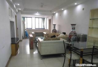 解放碑中心地带29中旁邹容广场正江景大3房出租。江景霸道。 - 重庆28生活网 cq.28life.com